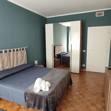 Appartement Jolanda 2 *