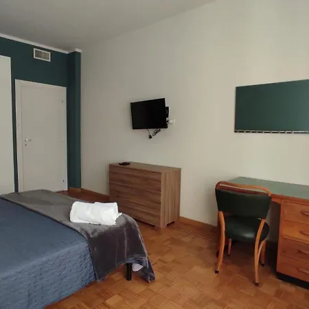 Appartement Jolanda 2 *