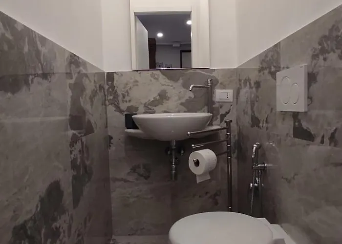 Apartamento Jolanda 2 *